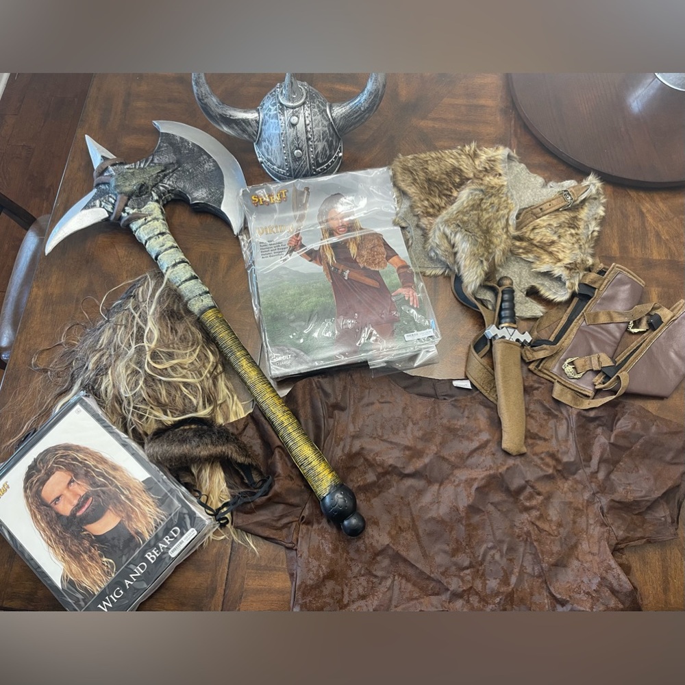 Men’s spirit Vikings costume with extras size large